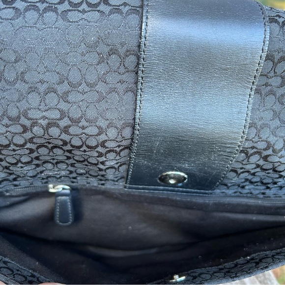 Coach Black Signature Canvas & Leather Messenger Bag F77004 - Picture 4 of 15